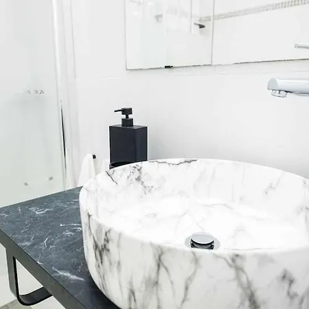 Apartmán The Black House In *